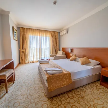 Miarosa Garden Hotel Konaklı