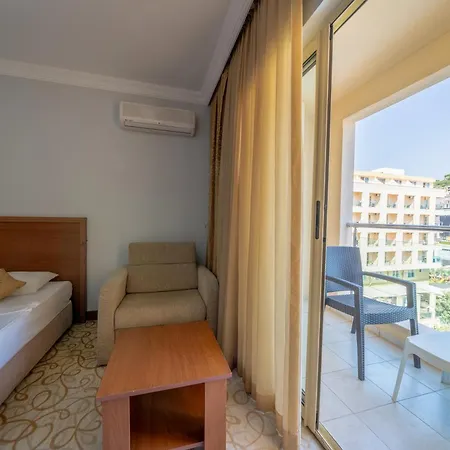 Miarosa Garden Hotel