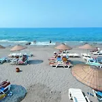 Miarosa Garden Hotel 4*